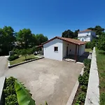 Panos *
