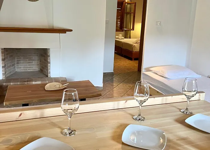 Villa Panos Koukounaries